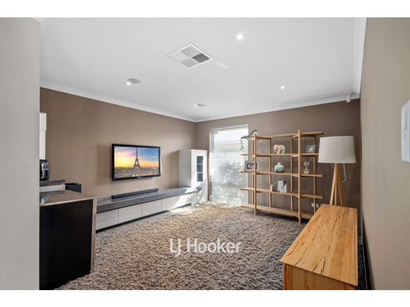 54 Millbridge Boulevard, Millbridge WA 6232