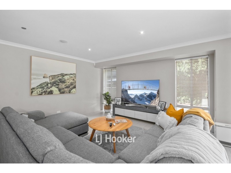 54 Millbridge Boulevard, Millbridge WA 6232