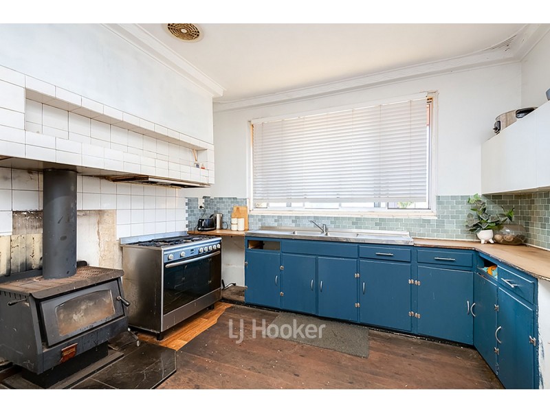 5 Moira Road, Collie WA 6225