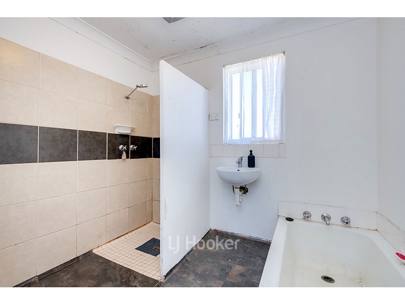 5 Moira Road, Collie WA 6225