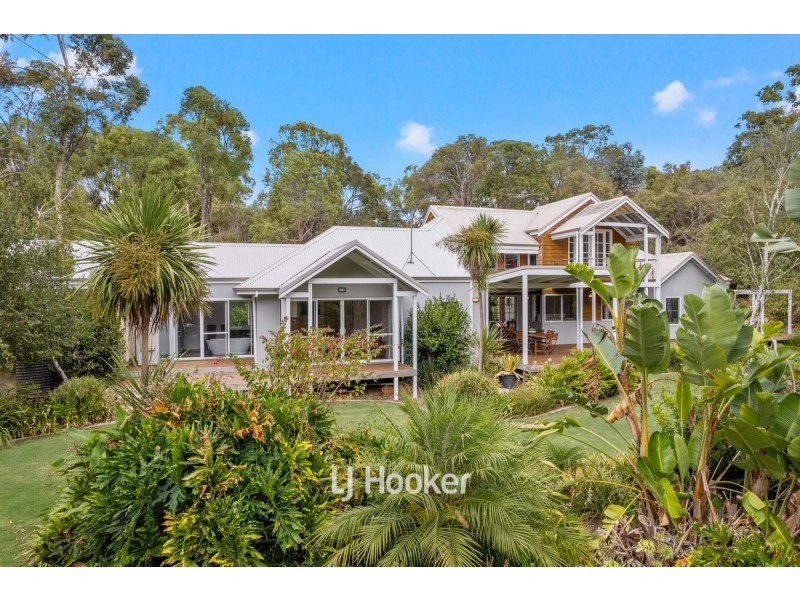 24 Junee Place, Yallingup Siding WA 6282