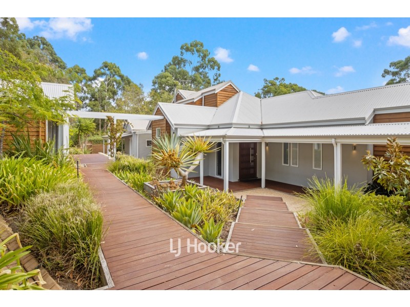 24 Junee Place, Yallingup Siding WA 6282