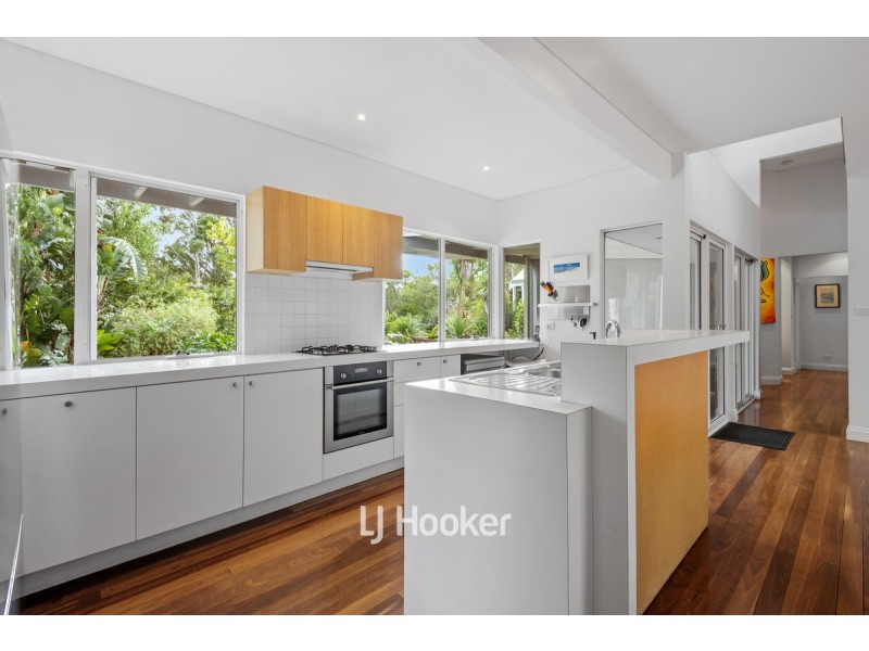 24 Junee Place, Yallingup Siding WA 6282