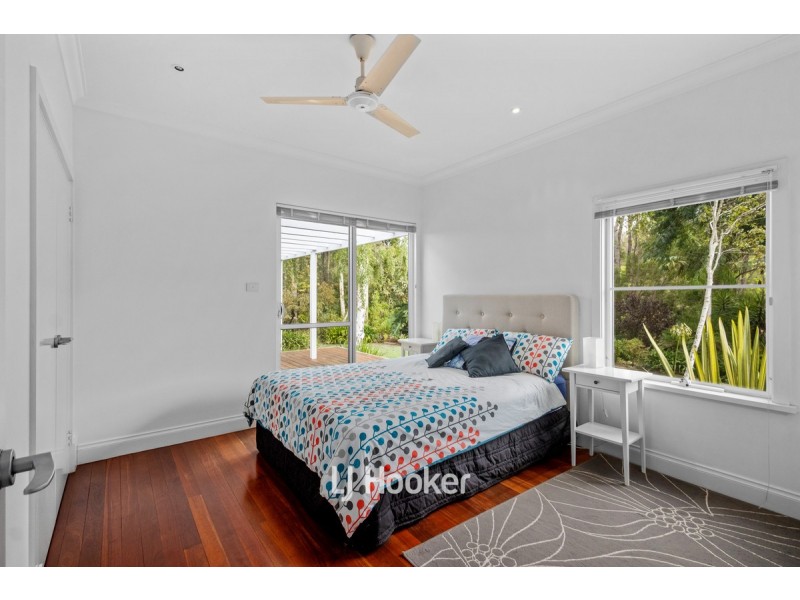 24 Junee Place, Yallingup Siding WA 6282