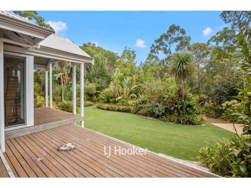 24 Junee Place, Yallingup Siding WA 6282