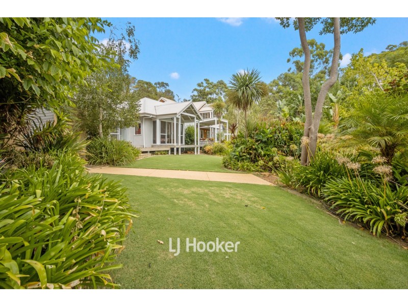 24 Junee Place, Yallingup Siding WA 6282