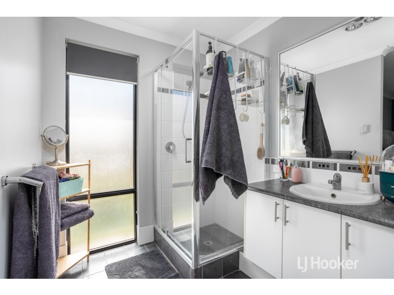 4 Sadler Circuit, Australind WA 6233