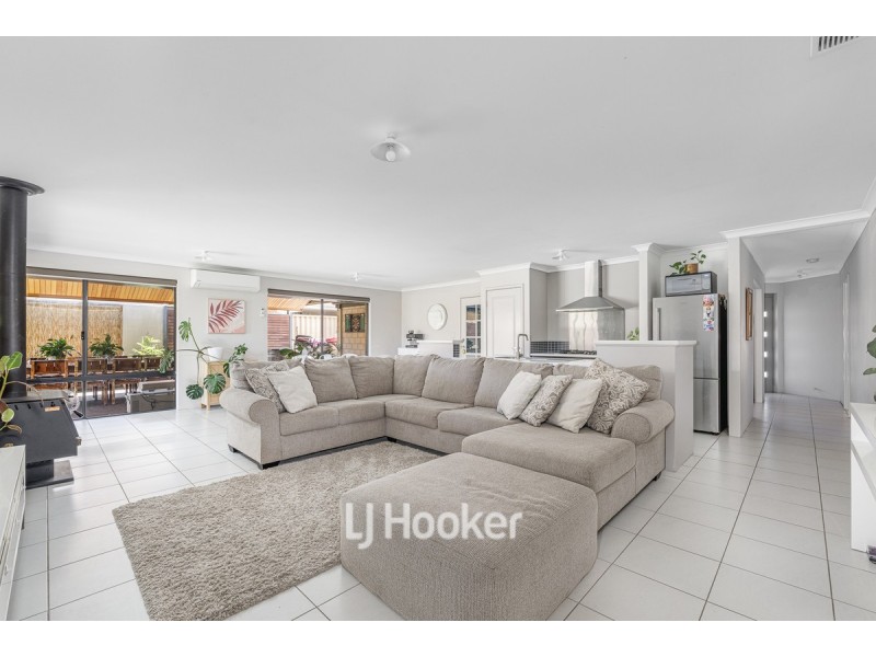 19 Duncan Loop, Millbridge WA 6232