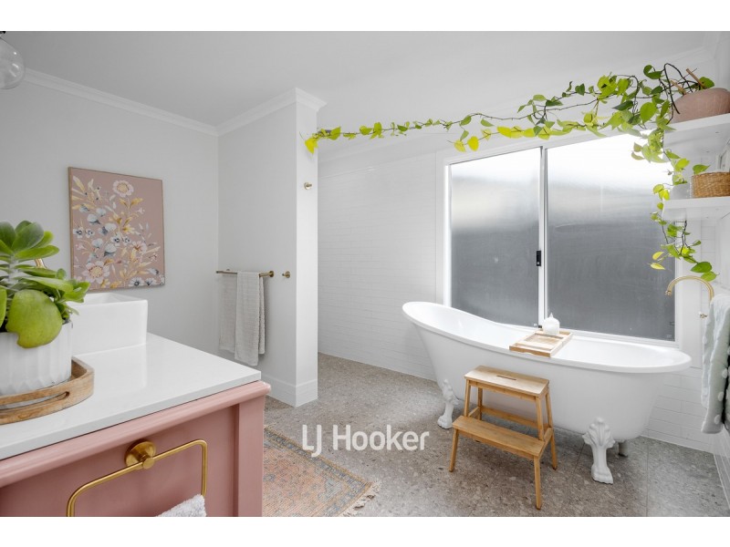 26 Beach Road, South Bunbury WA 6230