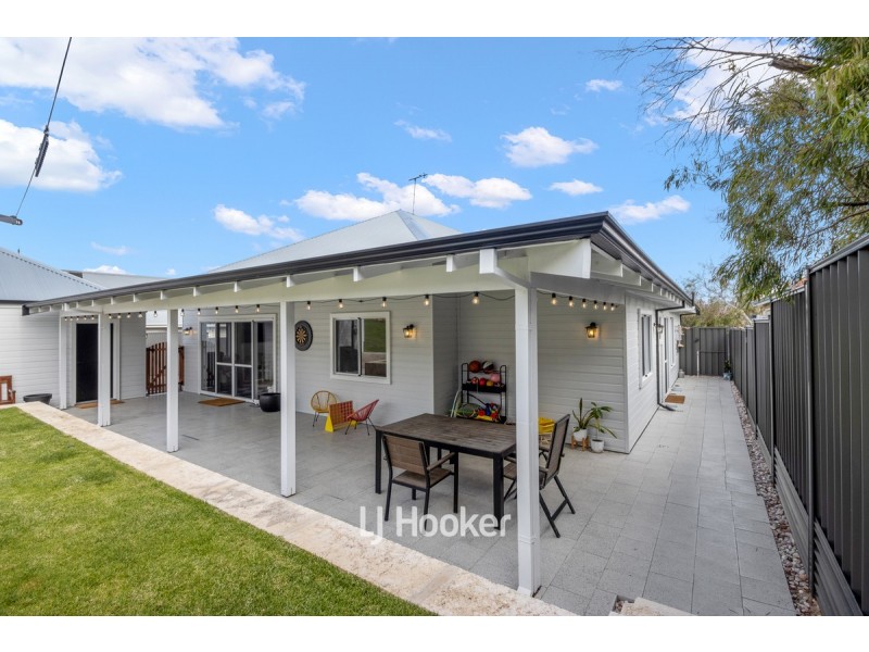 26 Beach Road, South Bunbury WA 6230