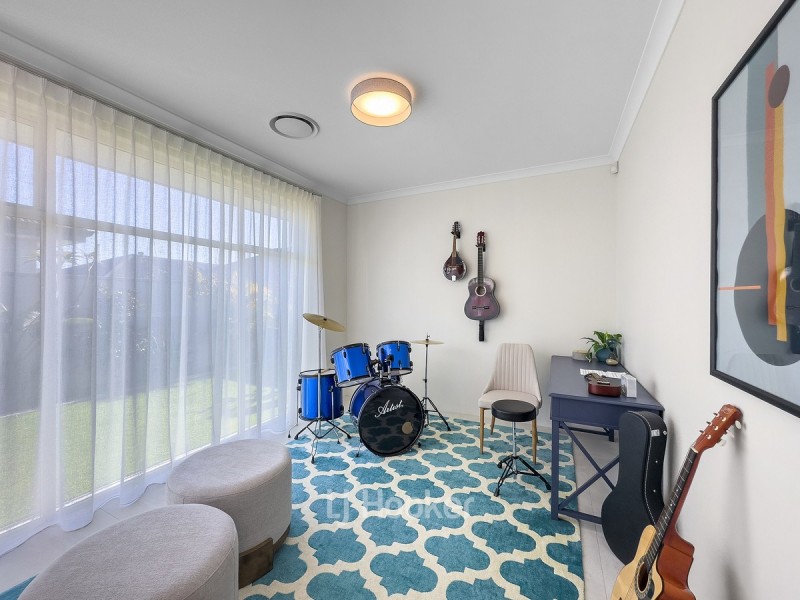 11 Chamaeleon Approach, Australind WA 6233
