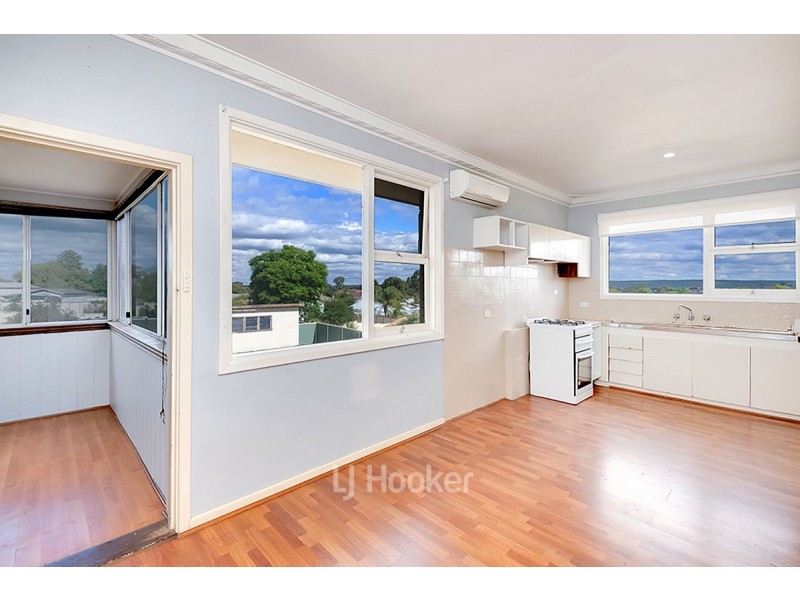 32 Bucktin Street, Collie WA 6225