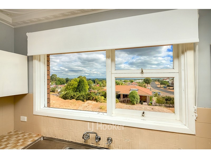 32 Bucktin Street, Collie WA 6225