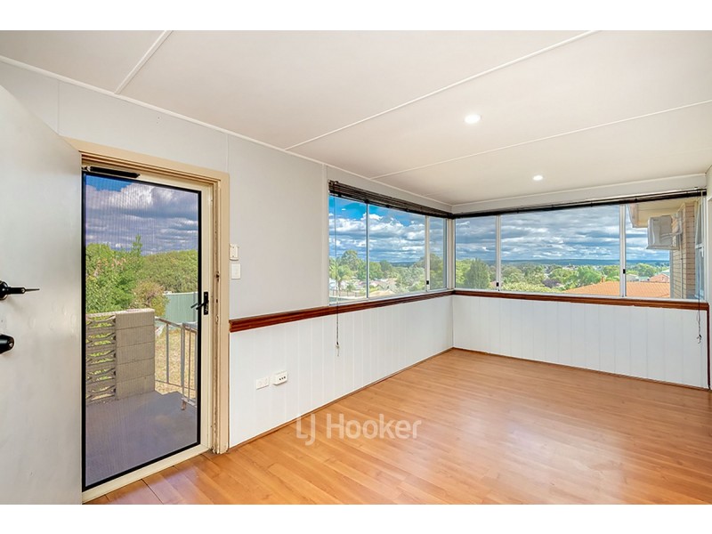 32 Bucktin Street, Collie WA 6225