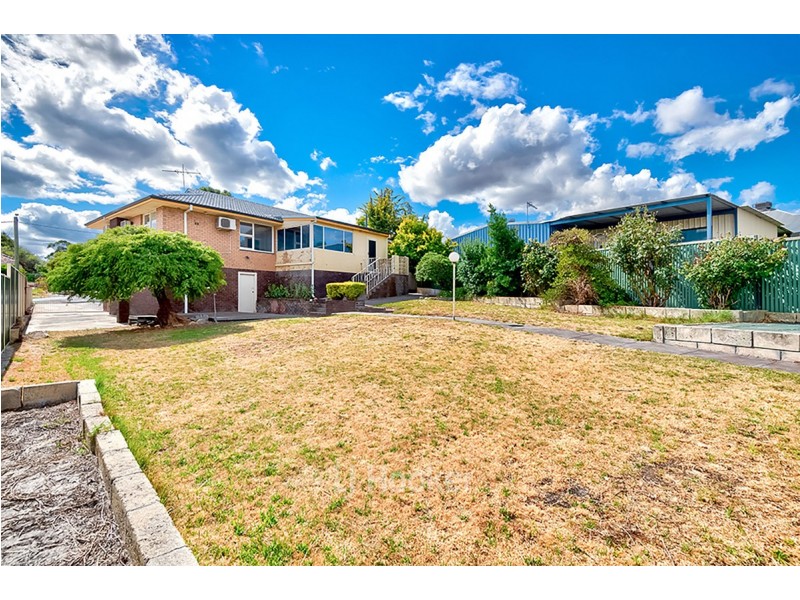 32 Bucktin Street, Collie WA 6225