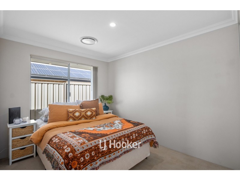 17 Supanova Lane, Australind WA 6233
