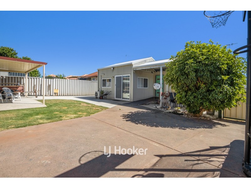 9 Locke Street, Carey Park WA 6230