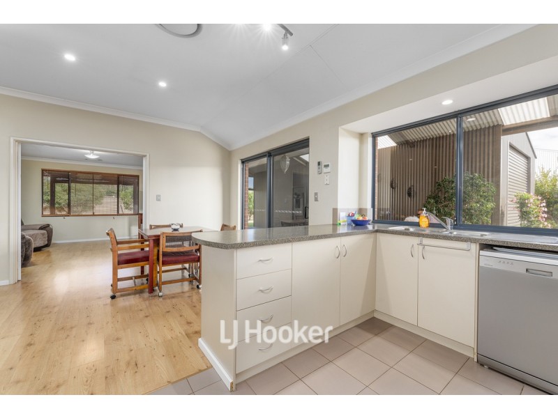 3 Barrow Road, Australind WA 6233