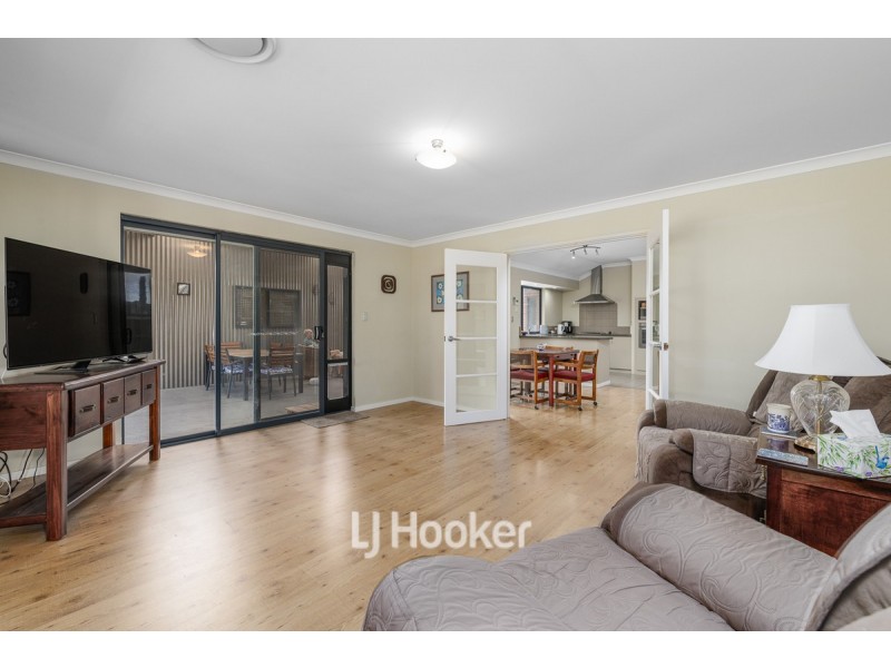 3 Barrow Road, Australind WA 6233