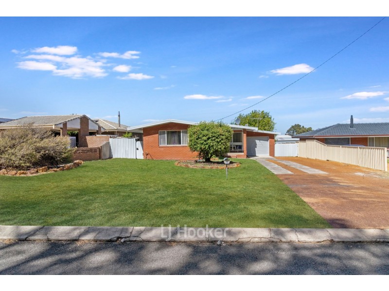 33 Elouera Street, Collie WA 6225