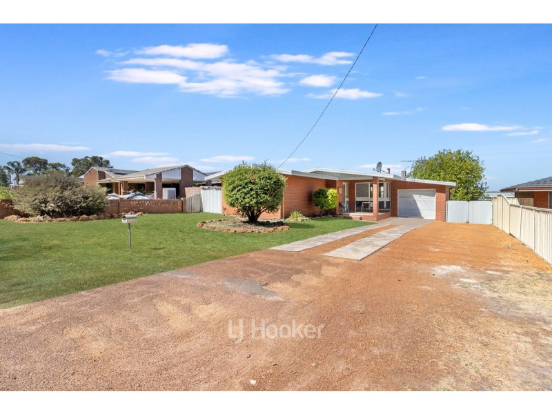 33 Elouera Street, Collie WA 6225