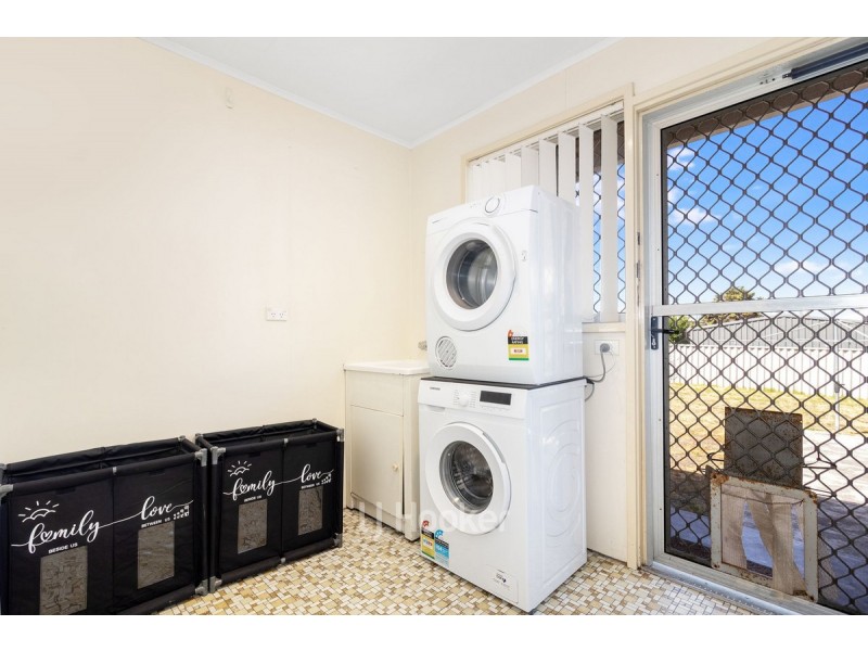 33 Elouera Street, Collie WA 6225