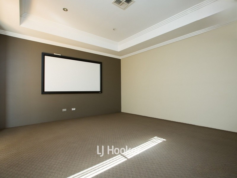 12 Lunar Avenue, Australind WA 6233