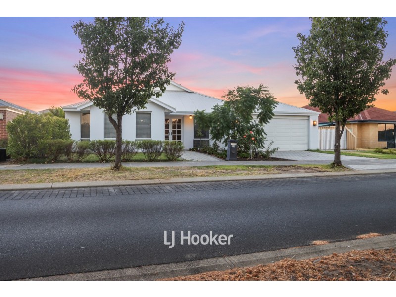 12 Garrigue Gardens, Yalyalup WA 6280