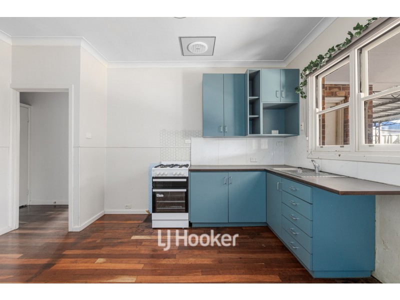 220 Clarke Street East, Carey Park WA 6230