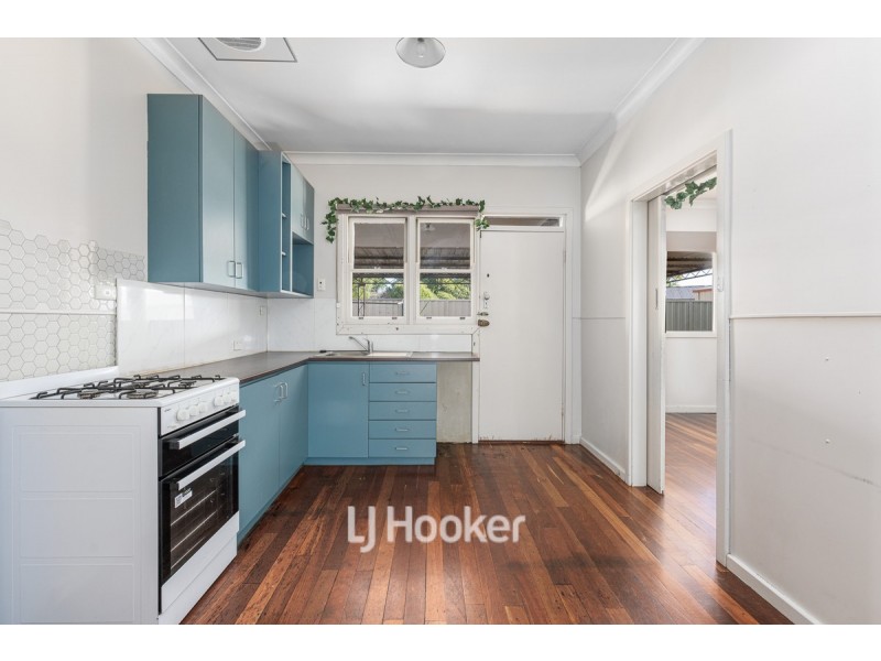 220 Clarke Street East, Carey Park WA 6230