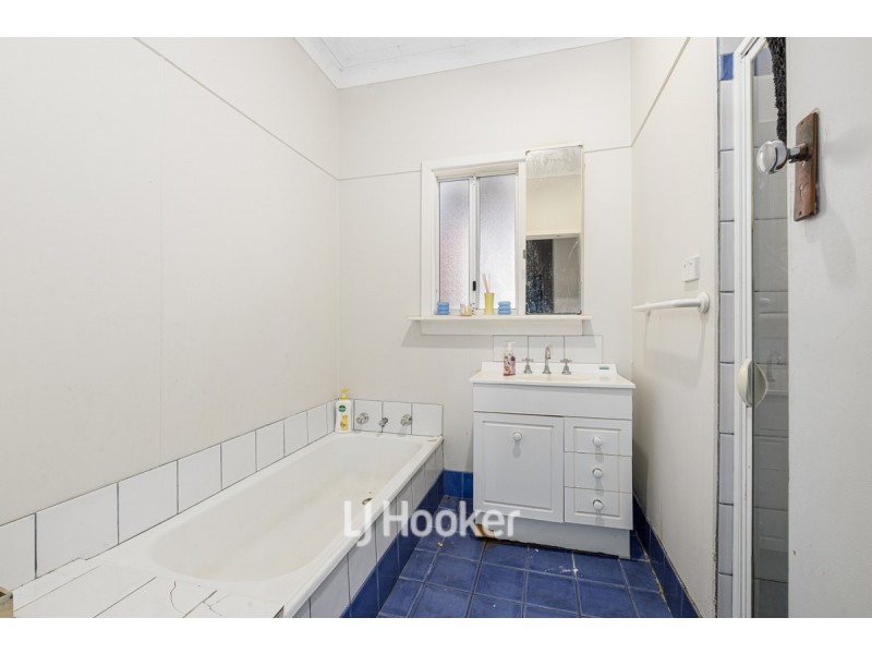 222 Clarke Street East, Carey Park WA 6230