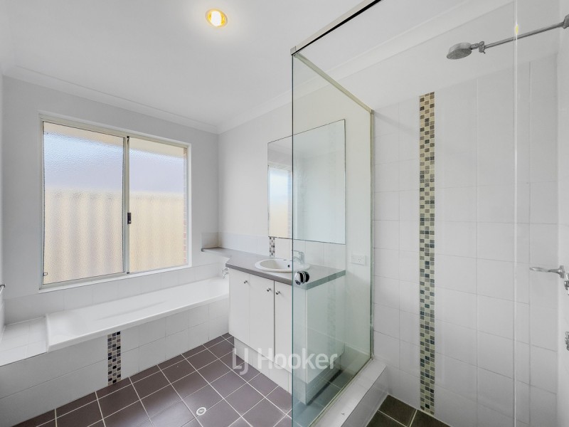 11 Sepia Approach, Dalyellup WA 6230