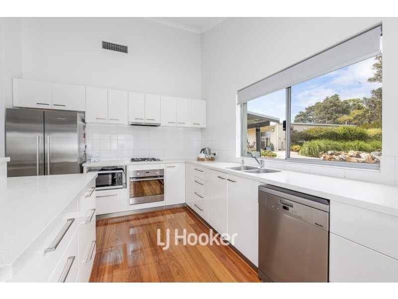 211 Gardincourt Drive, Henty WA 6236