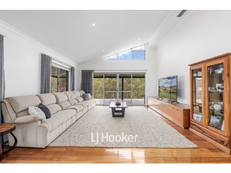 211 Gardincourt Drive, Henty WA 6236