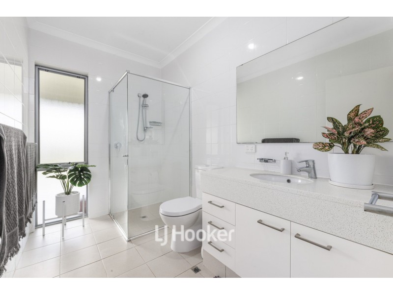 211 Gardincourt Drive, Henty WA 6236