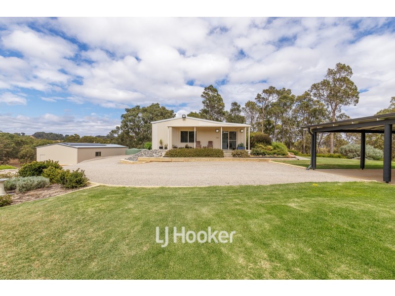 211 Gardincourt Drive, Henty WA 6236