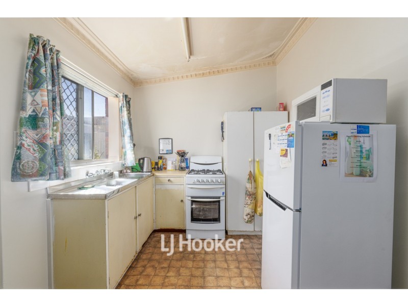 Units 2, 3 & 5/4 Banksia Street, Bunbury WA 6230