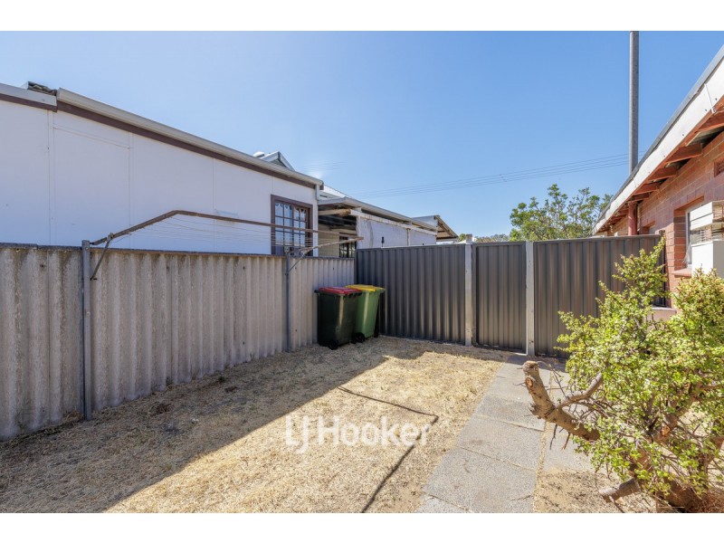 Units 2, 3 & 5/4 Banksia Street, Bunbury WA 6230