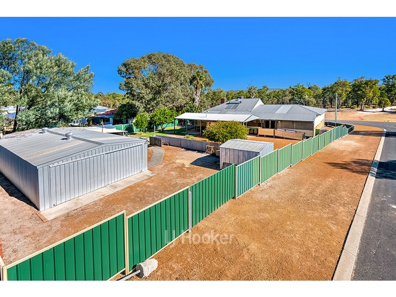 37 Telfer Crescent, Collie WA 6225