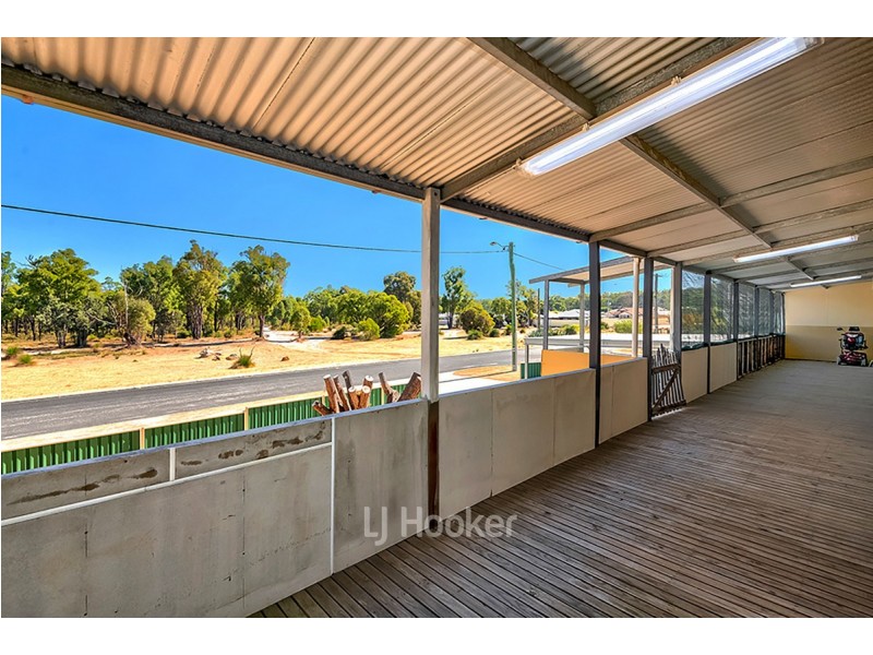 37 Telfer Crescent, Collie WA 6225