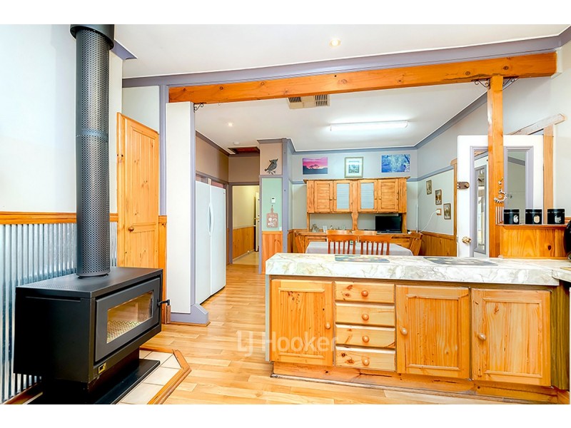 37 Telfer Crescent, Collie WA 6225