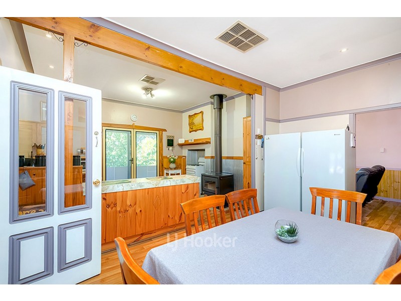 37 Telfer Crescent, Collie WA 6225