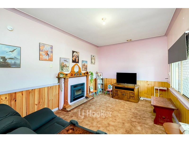 37 Telfer Crescent, Collie WA 6225