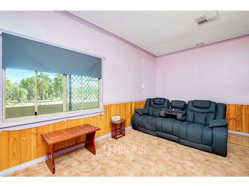 37 Telfer Crescent, Collie WA 6225