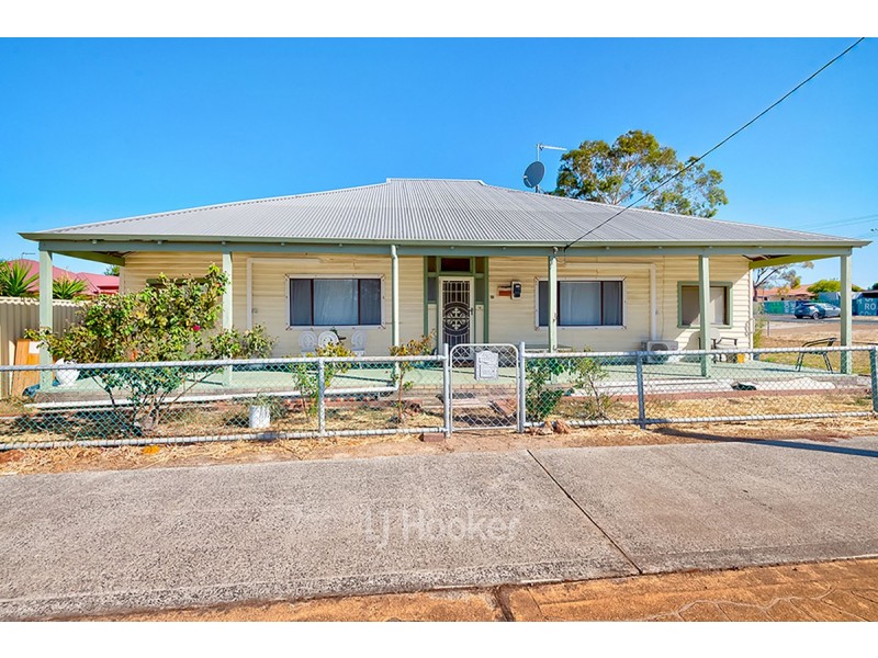 31 & 33 Throssell Street, Collie WA 6225