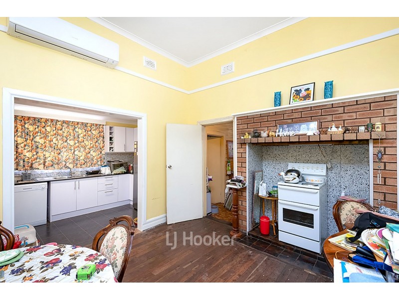 31 & 33 Throssell Street, Collie WA 6225