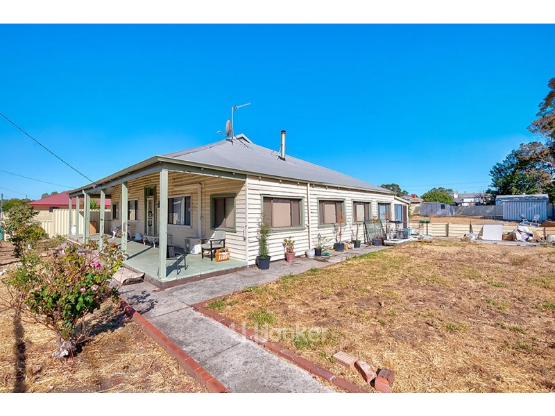 31 & 33 Throssell Street, Collie WA 6225
