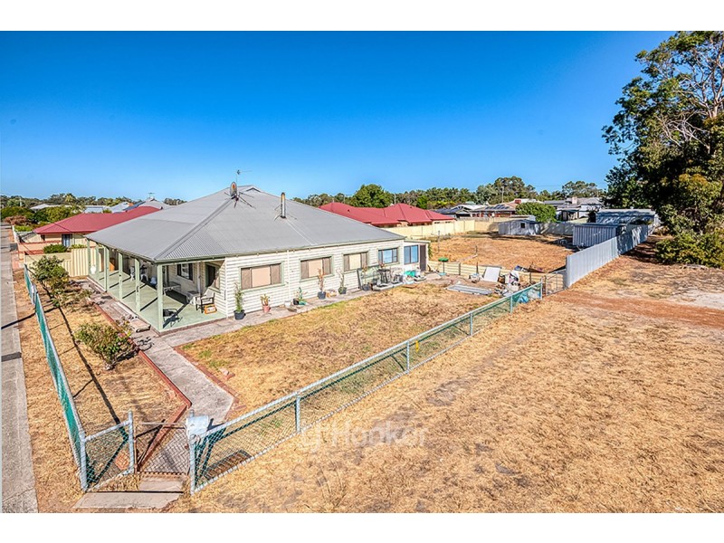31 & 33 Throssell Street, Collie WA 6225