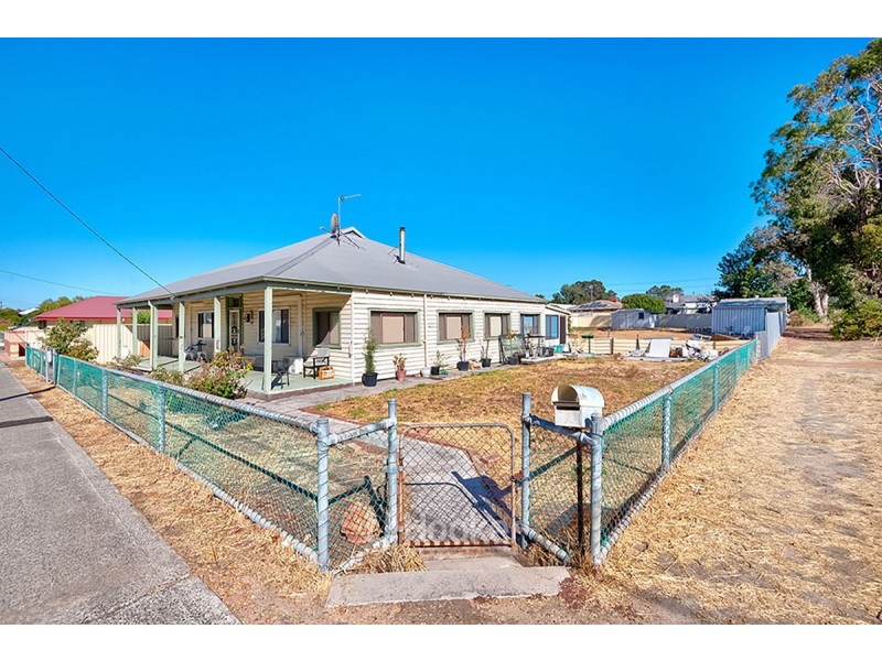 31 & 33 Throssell Street, Collie WA 6225