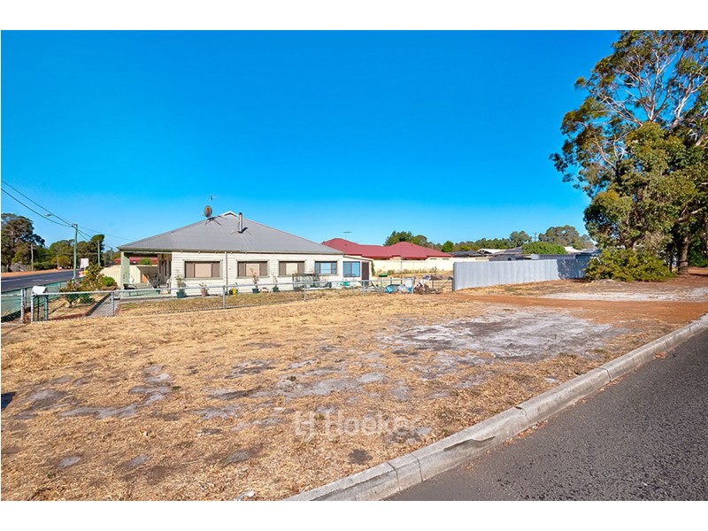 31 & 33 Throssell Street, Collie WA 6225